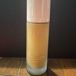 Gucci foundation fini natural medium 350w